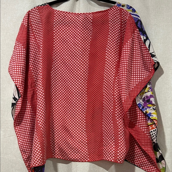 CAbi ❤️💛💜Colorful Floral Women's Blouse - Picture 2 of 3